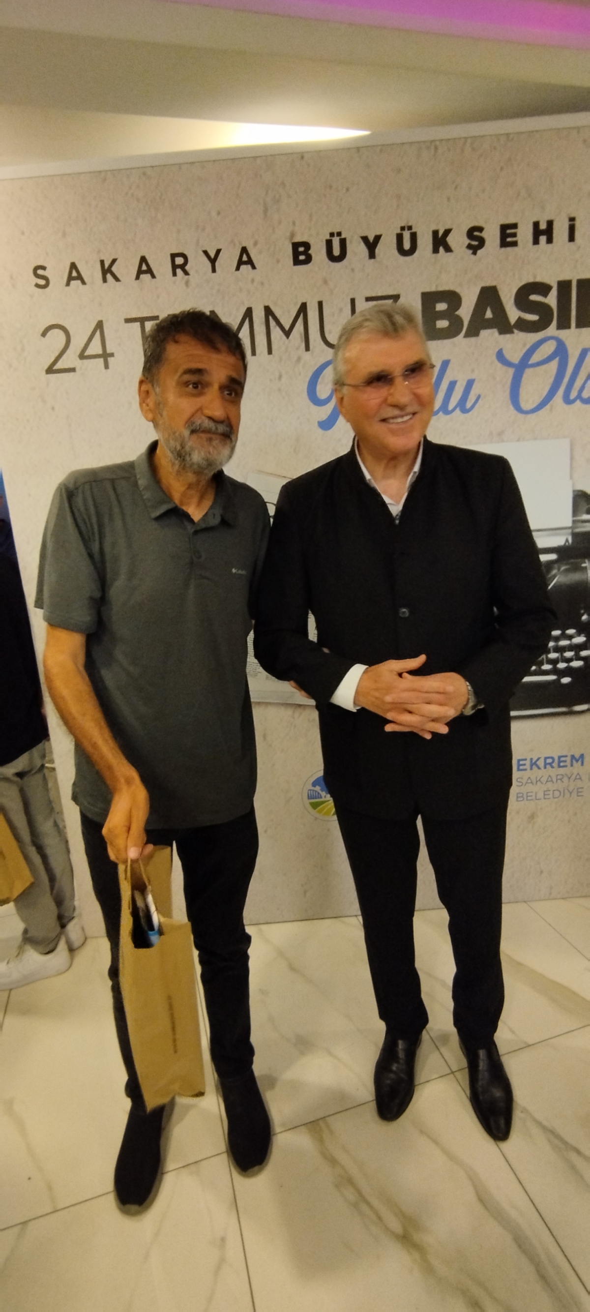 24 TEMMUZ GAZETECİLER VE BASIN BAYRAMINDA SBB BAŞKANI EKREM YÜCE ULUSAL VE YEREL BASIN İLE BİR ARADA
