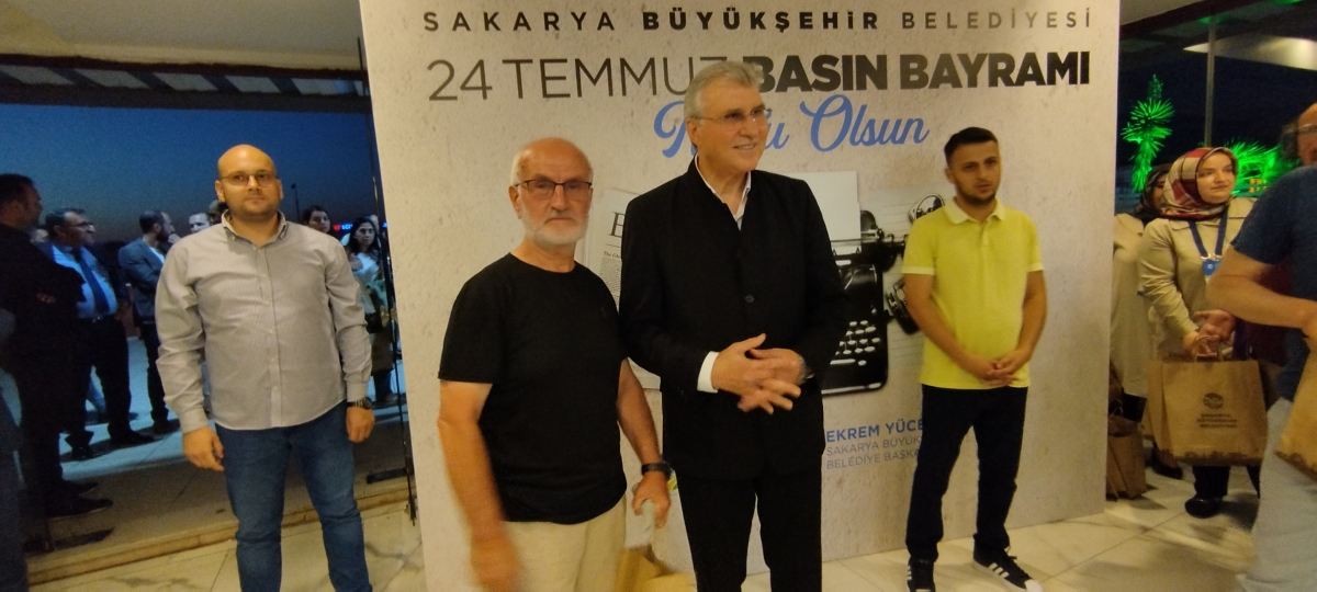 24 TEMMUZ GAZETECİLER VE BASIN BAYRAMINDA SBB BAŞKANI EKREM YÜCE ULUSAL VE YEREL BASIN İLE BİR ARADA