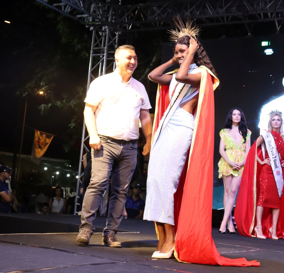 Miss Truva Güzellik Yarışması Bayramiç’te Yapıldı