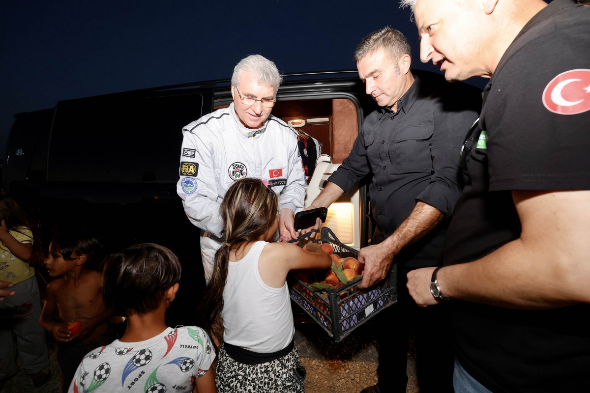 Sakarya'da Off-road Türkiye Kupası’nda ‘Başkan Yüce’ şov: Şampiyonlar zorlu parkurda fırtına gibi esti