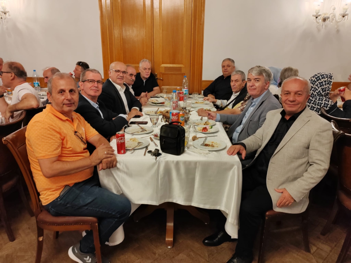Arifiye Öğretmen Lisesi Mezunları İstanbul’da Buluştu. (İŞTE O FOTOĞRAF KARELERİ )