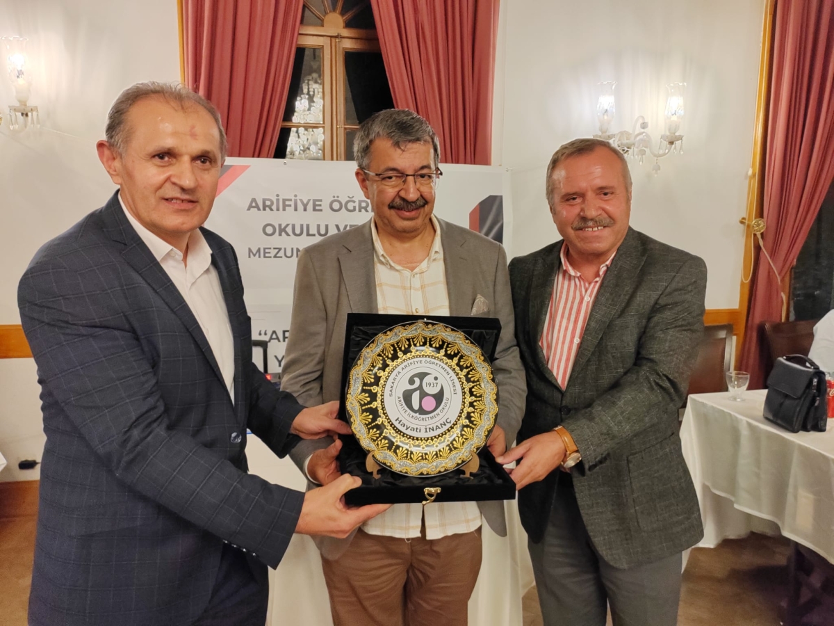 Arifiye Öğretmen Lisesi Mezunları İstanbul’da Buluştu. (İŞTE O FOTOĞRAF KARELERİ )