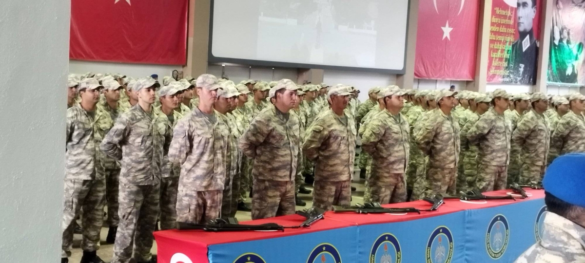 Kütahya Hava Er Eğitim ve Tugay Komutanlığı 2023/8 dönem bedelli askerler için yenim töreninden KARELER