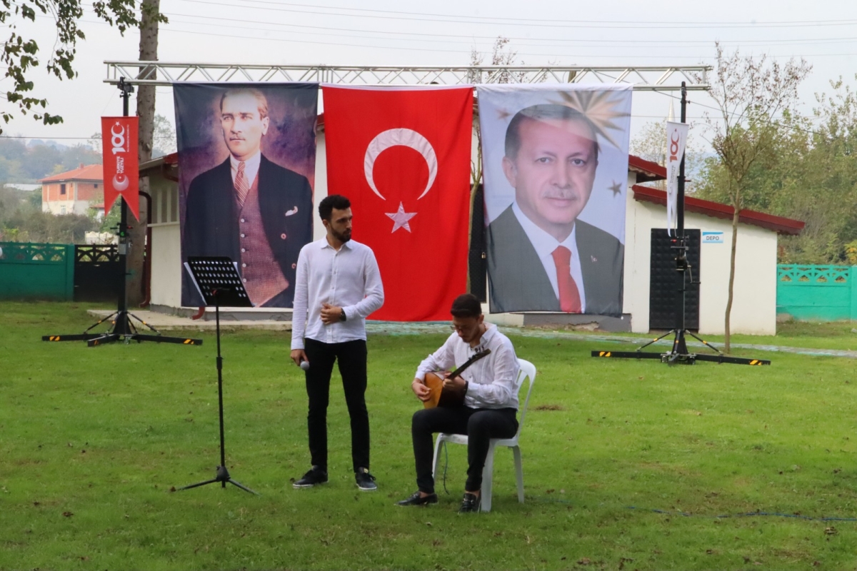 Köy Yaşam Merkezinde Cumhuriyet Şenliğ