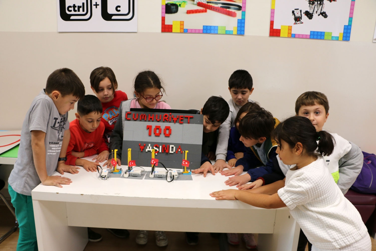 Adapazarı SGM’de 29 Ekim coşkuyla kutlandı