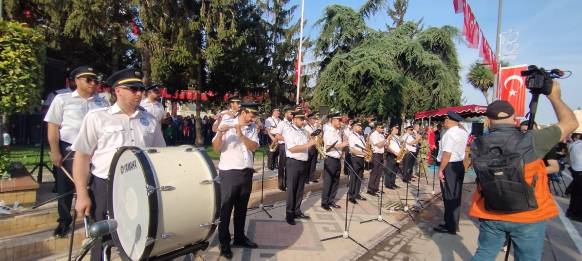 Cumhuriyet'in 100.yılı Sakarya'da Coşkuyla Kutlandı. İŞTE GÜNÜN KARELERİ...