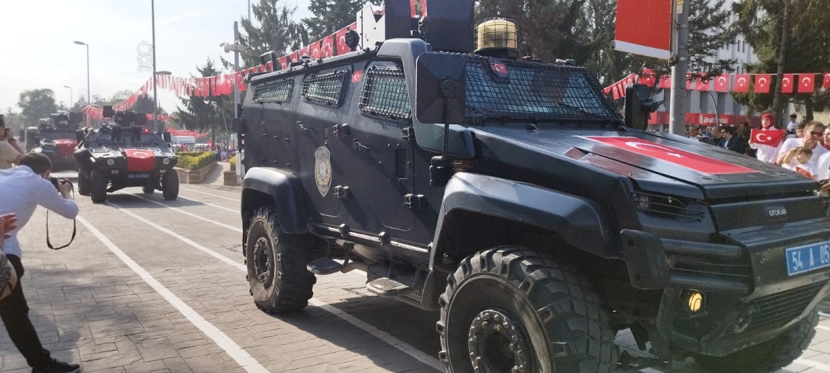 Cumhuriyet'in 100.yılı Sakarya'da Coşkuyla Kutlandı. İŞTE GÜNÜN KARELERİ...