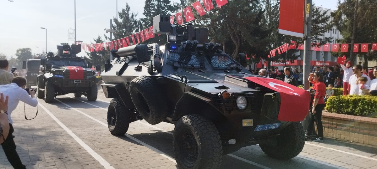 Cumhuriyet'in 100.yılı Sakarya'da Coşkuyla Kutlandı. İŞTE GÜNÜN KARELERİ...