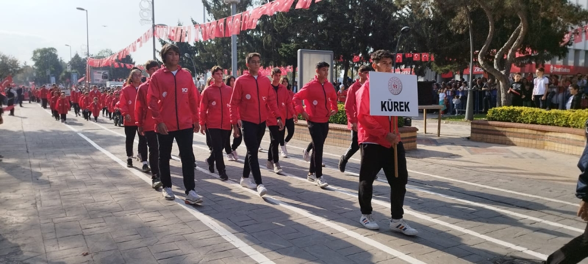 Cumhuriyet'in 100.yılı Sakarya'da Coşkuyla Kutlandı. İŞTE GÜNÜN KARELERİ...