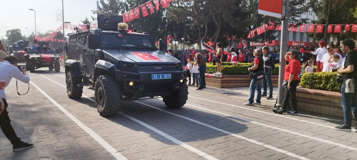Cumhuriyet'in 100.yılı Sakarya'da Coşkuyla Kutlandı. İŞTE GÜNÜN KARELERİ...