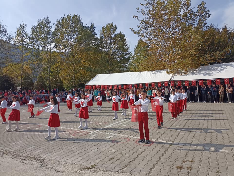 CUMHURİYET’İN 100.YILI SAKARYA'NIN TARAKLI İLÇESİNDE COŞKUYLA KUTLANDI