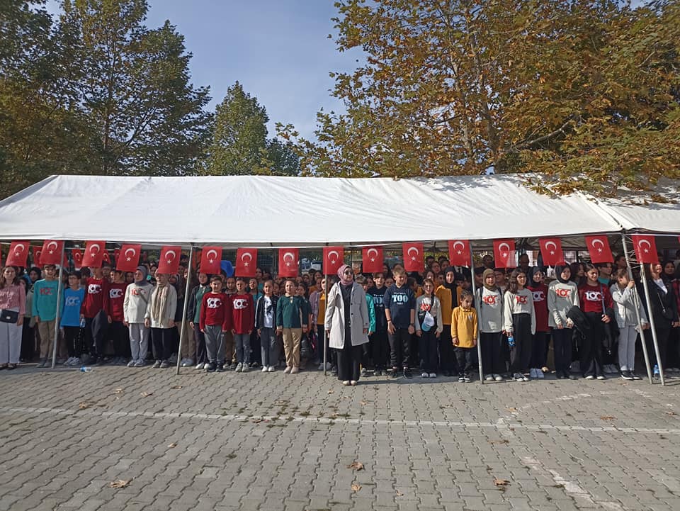 CUMHURİYET’İN 100.YILI SAKARYA'NIN TARAKLI İLÇESİNDE COŞKUYLA KUTLANDI
