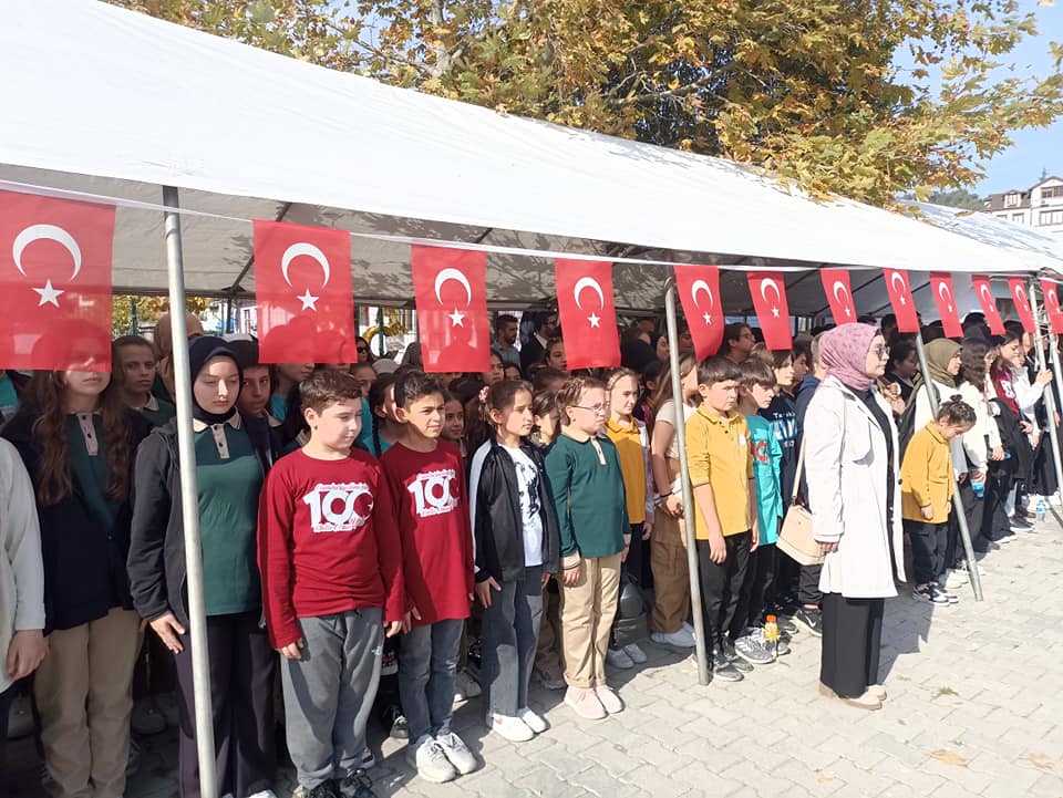 CUMHURİYET’İN 100.YILI SAKARYA'NIN TARAKLI İLÇESİNDE COŞKUYLA KUTLANDI