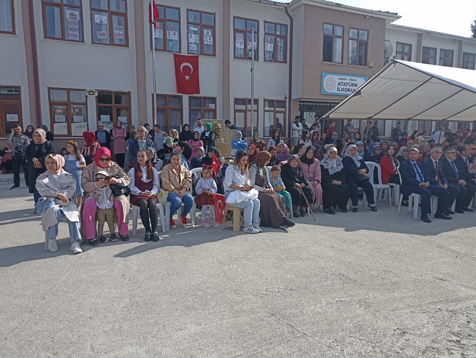 CUMHURİYET’İN 100.YILI SAKARYA'NIN TARAKLI İLÇESİNDE COŞKUYLA KUTLANDI