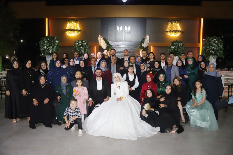 Türkiye’nin tanınmış iş adamlarından Akgün Çelik Prefabrik Yapı sahibi Hasan Akgün; güzeller güzeli biricik kızı İlayda Akgün Düğün Töreninden Kareler
