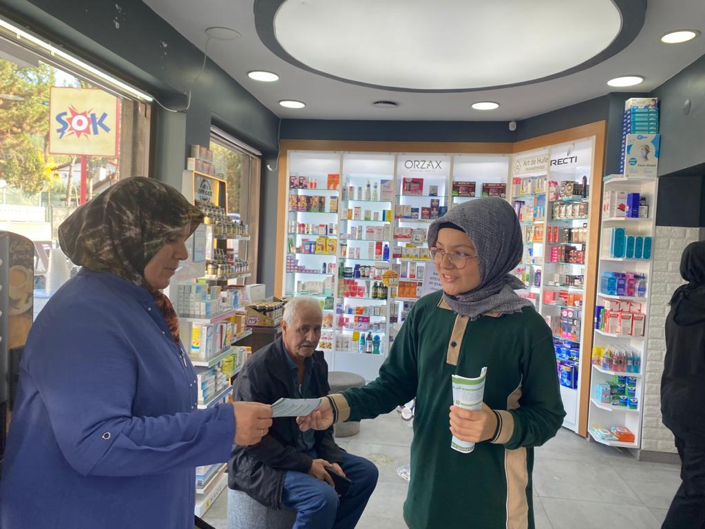 Öğrencilerden Dünya Tasarruf Günü Etkinliğinden KARELER