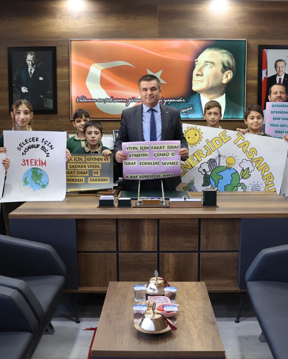 Öğrencilerden Dünya Tasarruf Günü Etkinliğinden KARELER