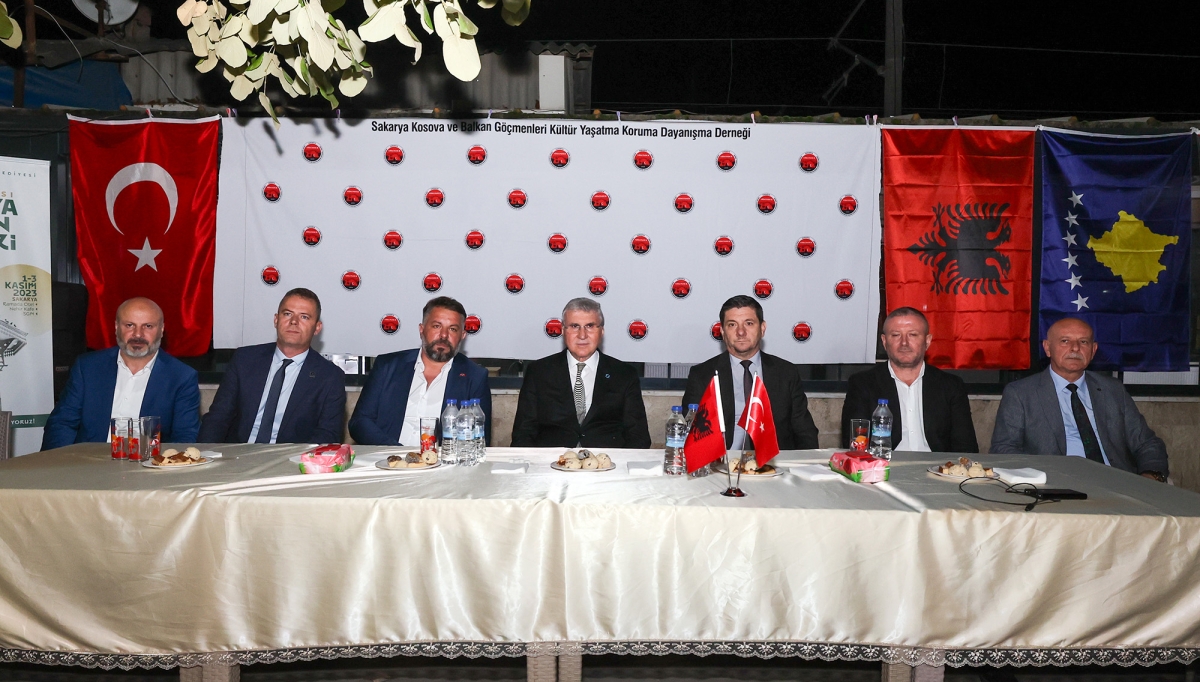 Sakarya’nın göçmen semtleri Balkanlar’ı ağırladı: “Dostluğumuz daim olsun GÜNÜN KARELERİ