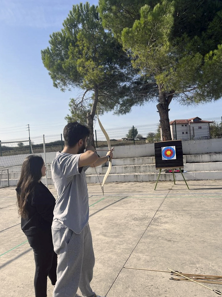Uygulamalı Bilimler Fakültesi’nde 100. yıl coşkusu GÜNÜN FOTOĞRAFLARI