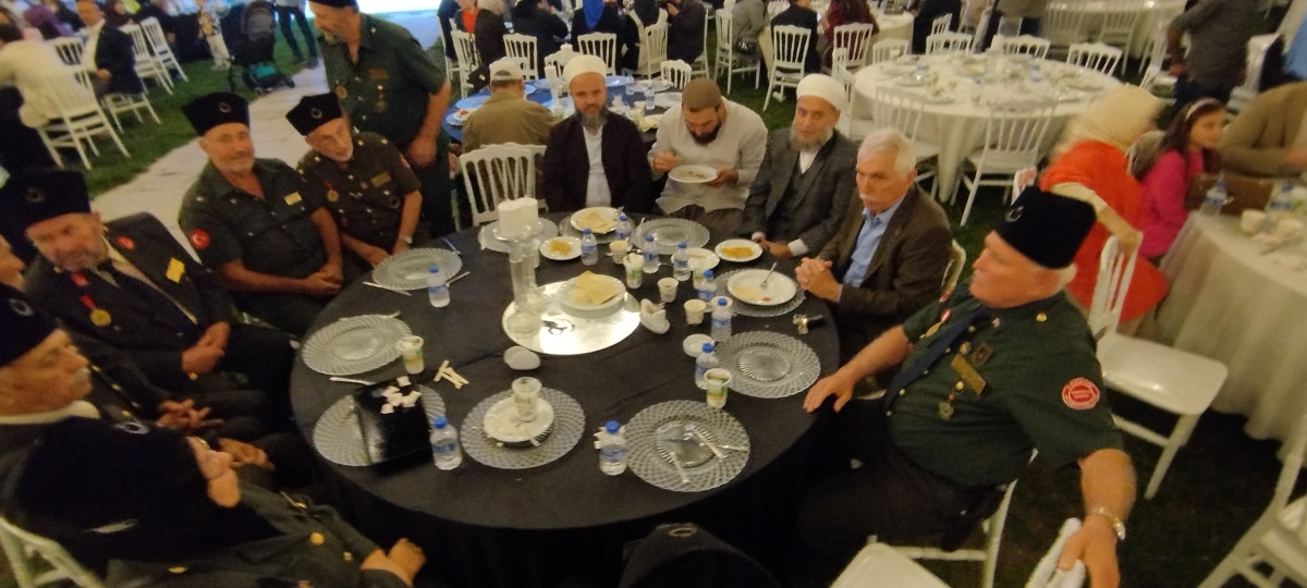 Sakarya'nın İş Adamlarından Ömer Faruk Birinci, Buse Sertkaya ile Dünya Evine Girdi (GÜNÜNE DAMGA VURAN FOTOĞRAFLAR)