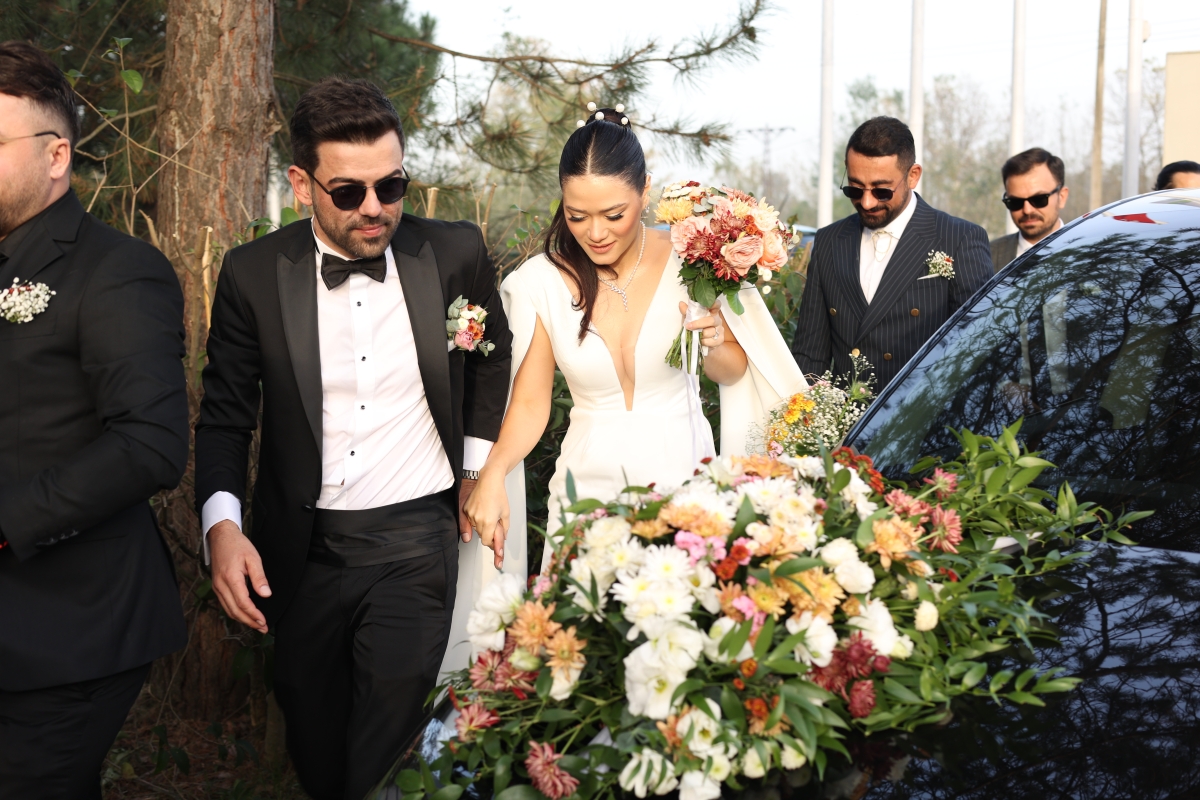 Sakarya'nın İş Adamlarından Ömer Faruk Birinci, Buse Sertkaya ile Dünya Evine Girdi (GÜNÜNE DAMGA VURAN FOTOĞRAFLAR)