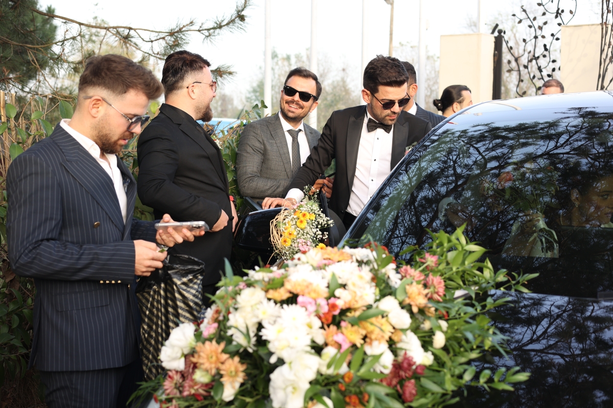 Sakarya'nın İş Adamlarından Ömer Faruk Birinci, Buse Sertkaya ile Dünya Evine Girdi (GÜNÜNE DAMGA VURAN FOTOĞRAFLAR)