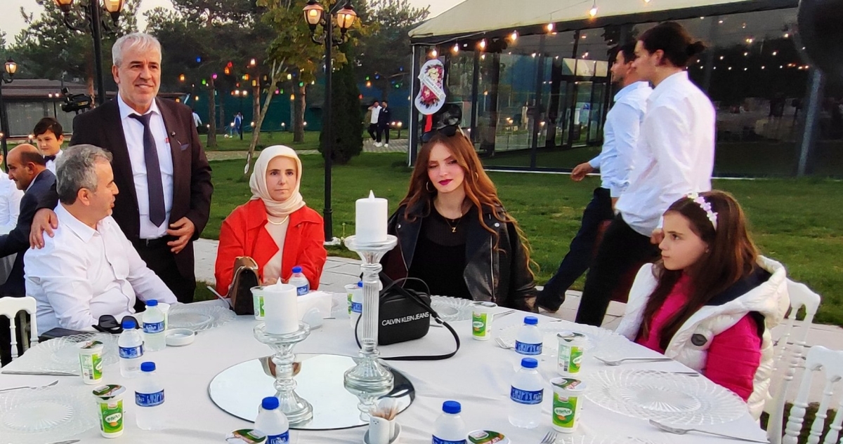 Sakarya'nın İş Adamlarından Ömer Faruk Birinci, Buse Sertkaya ile Dünya Evine Girdi (GÜNÜNE DAMGA VURAN FOTOĞRAFLAR)