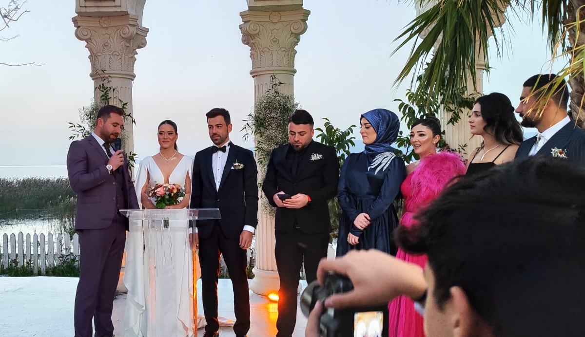 Sakarya'nın İş Adamlarından Ömer Faruk Birinci, Buse Sertkaya ile Dünya Evine Girdi (GÜNÜNE DAMGA VURAN FOTOĞRAFLAR)