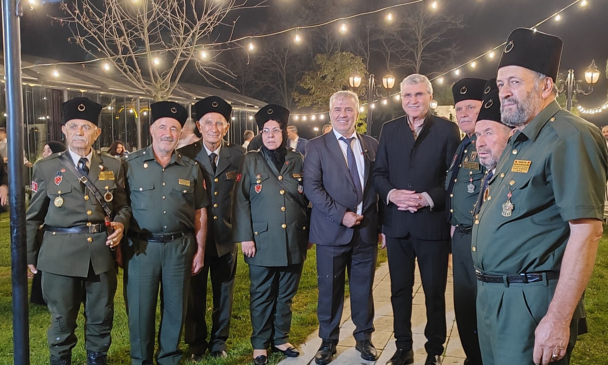 Sakarya'nın İş Adamlarından Ömer Faruk Birinci, Buse Sertkaya ile Dünya Evine Girdi (GÜNÜNE DAMGA VURAN FOTOĞRAFLAR)