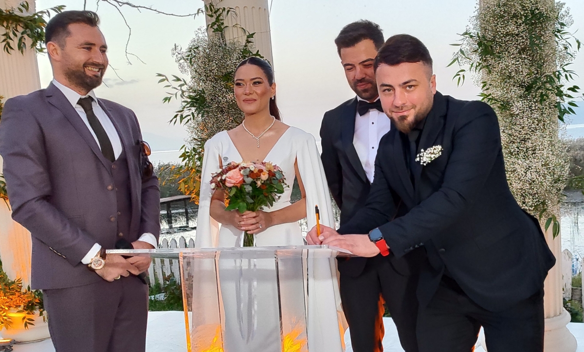 Sakarya'nın İş Adamlarından Ömer Faruk Birinci, Buse Sertkaya ile Dünya Evine Girdi (GÜNÜNE DAMGA VURAN FOTOĞRAFLAR)