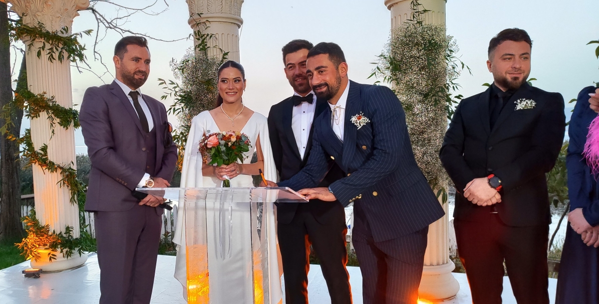 Sakarya'nın İş Adamlarından Ömer Faruk Birinci, Buse Sertkaya ile Dünya Evine Girdi (GÜNÜNE DAMGA VURAN FOTOĞRAFLAR)