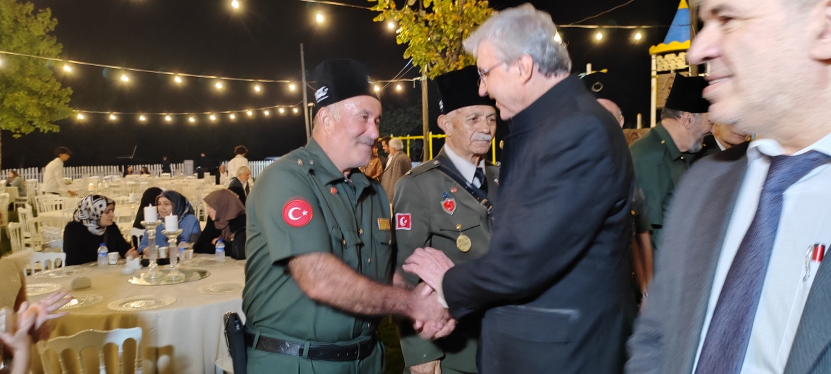 Sakarya'nın İş Adamlarından Ömer Faruk Birinci, Buse Sertkaya ile Dünya Evine Girdi (GÜNÜNE DAMGA VURAN FOTOĞRAFLAR)