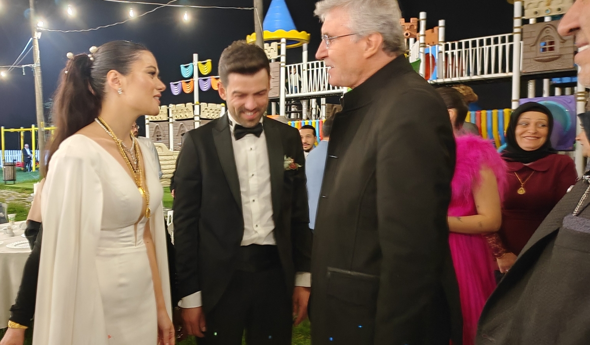 Sakarya'nın İş Adamlarından Ömer Faruk Birinci, Buse Sertkaya ile Dünya Evine Girdi (GÜNÜNE DAMGA VURAN FOTOĞRAFLAR)