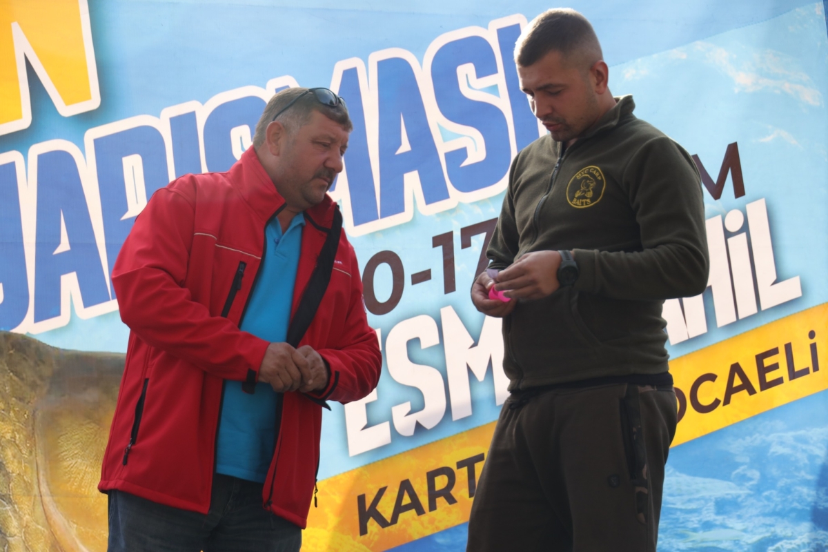KARTEPE’DE ULUSLARARASI SAZAN TUTMA YARIŞMASI BAŞLADI