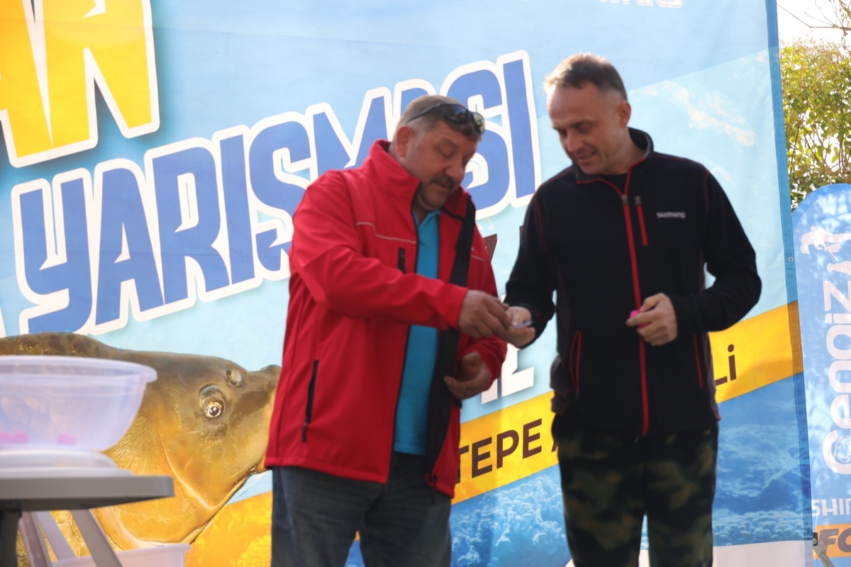 KARTEPE’DE ULUSLARARASI SAZAN TUTMA YARIŞMASI BAŞLADI