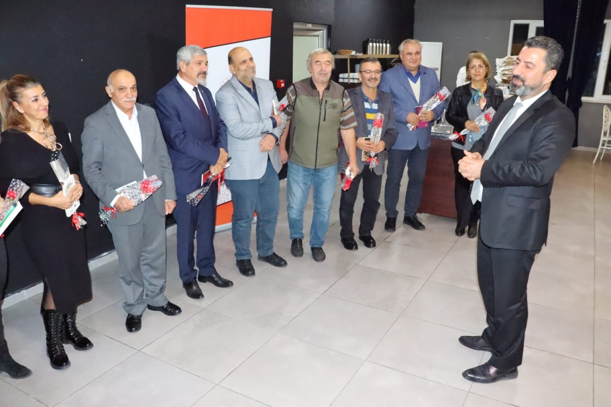 İl Millî Eğitim Müdürü Ebubekir Sıddık Savaşçı Emekli Öğretmenlerle Buluştu İŞTE O KARELER