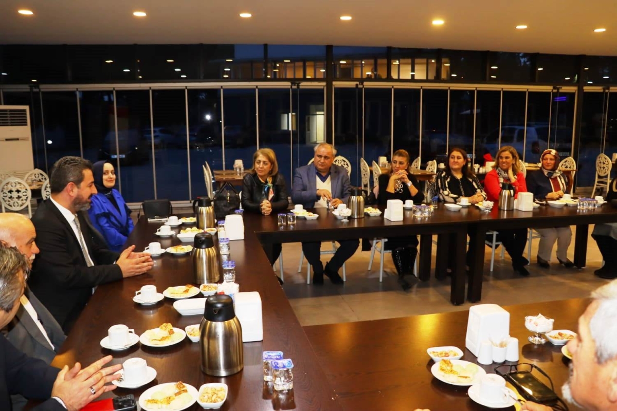 İl Millî Eğitim Müdürü Ebubekir Sıddık Savaşçı Emekli Öğretmenlerle Buluştu İŞTE O KARELER