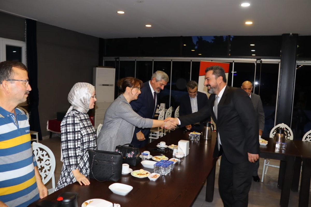 İl Millî Eğitim Müdürü Ebubekir Sıddık Savaşçı Emekli Öğretmenlerle Buluştu İŞTE O KARELER