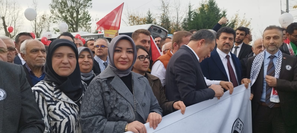 Sakarya'dan 'Filistin'e Özgürlük' yürüyüşüne Büyük Destek ( İŞTE O ANLARA AİT FOTOĞRAFLAR )