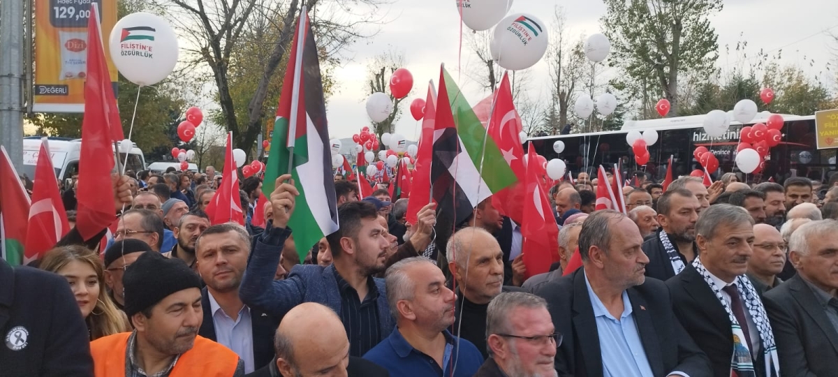 Sakarya'dan 'Filistin'e Özgürlük' yürüyüşüne Büyük Destek ( İŞTE O ANLARA AİT FOTOĞRAFLAR )