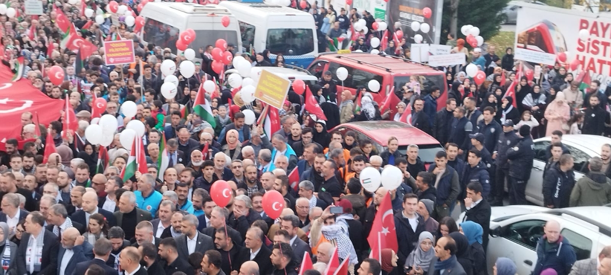 Sakarya'dan 'Filistin'e Özgürlük' yürüyüşüne Büyük Destek ( İŞTE O ANLARA AİT FOTOĞRAFLAR )