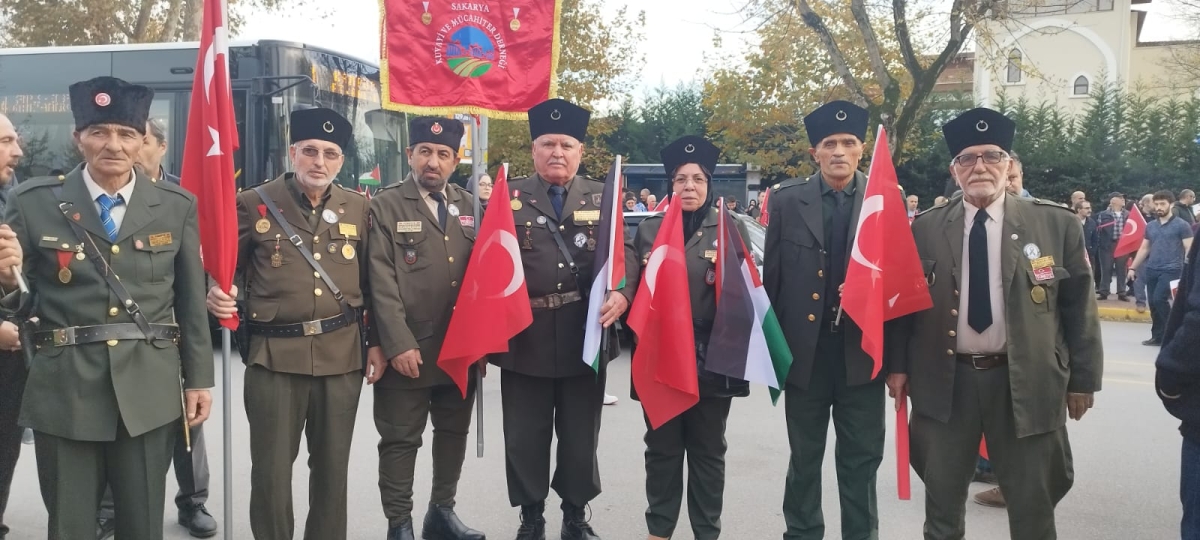 Sakarya'dan 'Filistin'e Özgürlük' yürüyüşüne Büyük Destek ( İŞTE O ANLARA AİT FOTOĞRAFLAR )