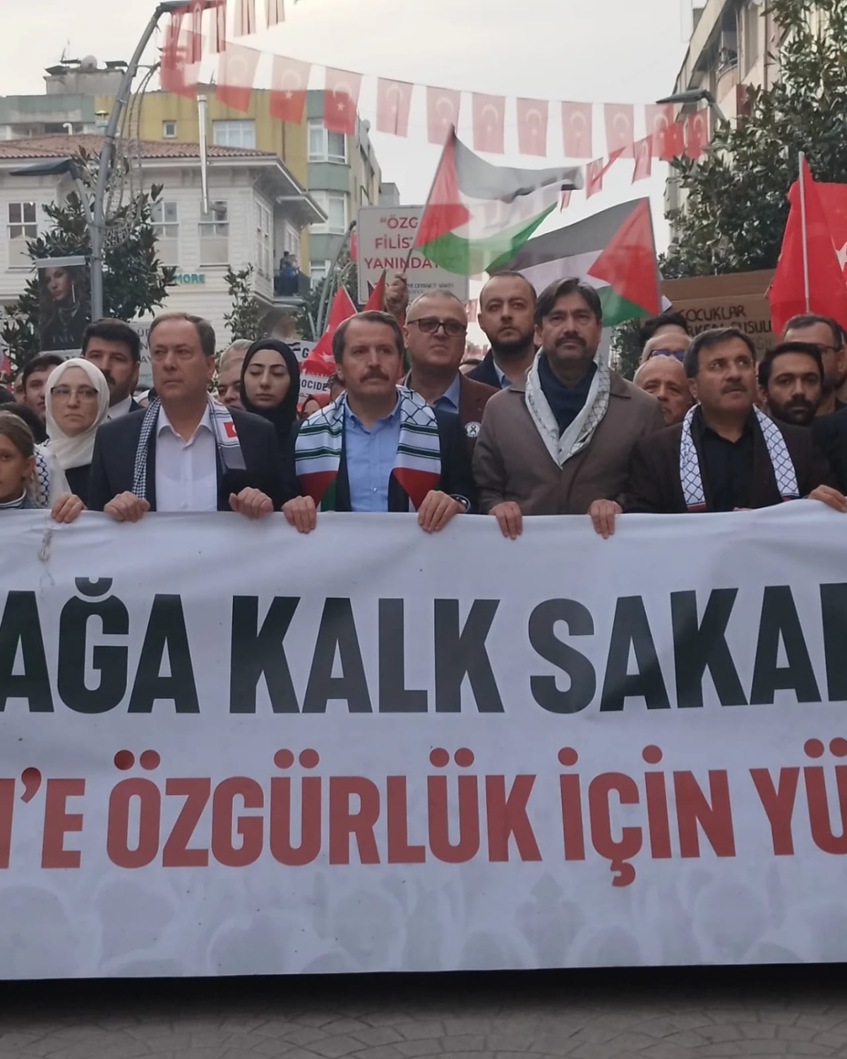Sakarya'dan 'Filistin'e Özgürlük' yürüyüşüne Büyük Destek ( İŞTE O ANLARA AİT FOTOĞRAFLAR )