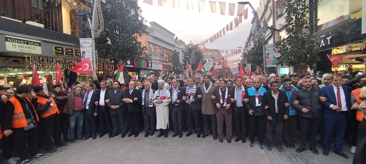 Sakarya'dan 'Filistin'e Özgürlük' yürüyüşüne Büyük Destek ( İŞTE O ANLARA AİT FOTOĞRAFLAR )