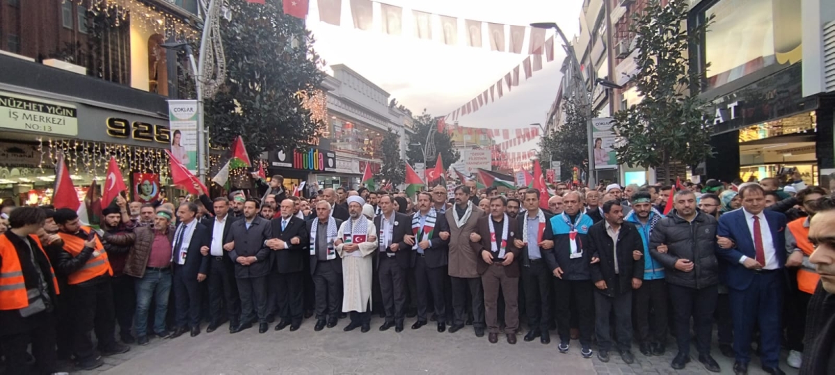 Sakarya'dan 'Filistin'e Özgürlük' yürüyüşüne Büyük Destek ( İŞTE O ANLARA AİT FOTOĞRAFLAR )
