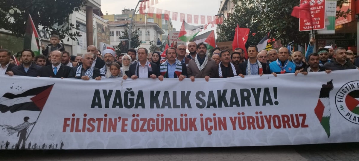 Sakarya'dan 'Filistin'e Özgürlük' yürüyüşüne Büyük Destek ( İŞTE O ANLARA AİT FOTOĞRAFLAR )