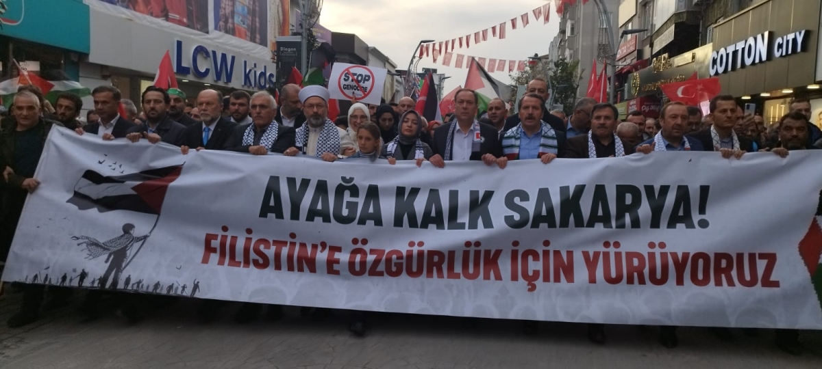 Sakarya'dan 'Filistin'e Özgürlük' yürüyüşüne Büyük Destek ( İŞTE O ANLARA AİT FOTOĞRAFLAR )