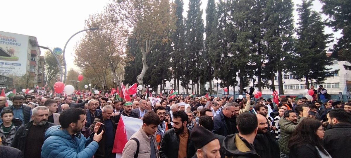 Sakarya'dan 'Filistin'e Özgürlük' yürüyüşüne Büyük Destek ( İŞTE O ANLARA AİT FOTOĞRAFLAR )