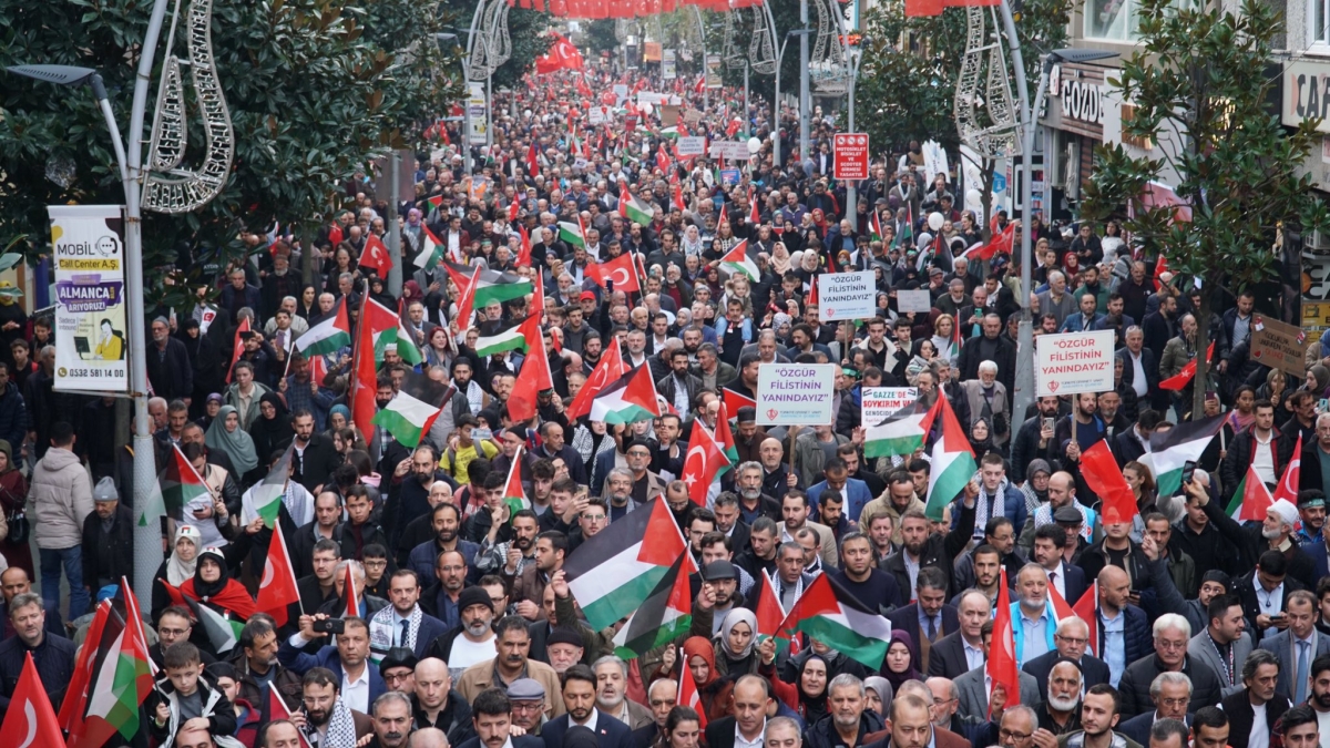 Sakarya'dan 'Filistin'e Özgürlük' yürüyüşüne Büyük Destek ( İŞTE O ANLARA AİT FOTOĞRAFLAR )