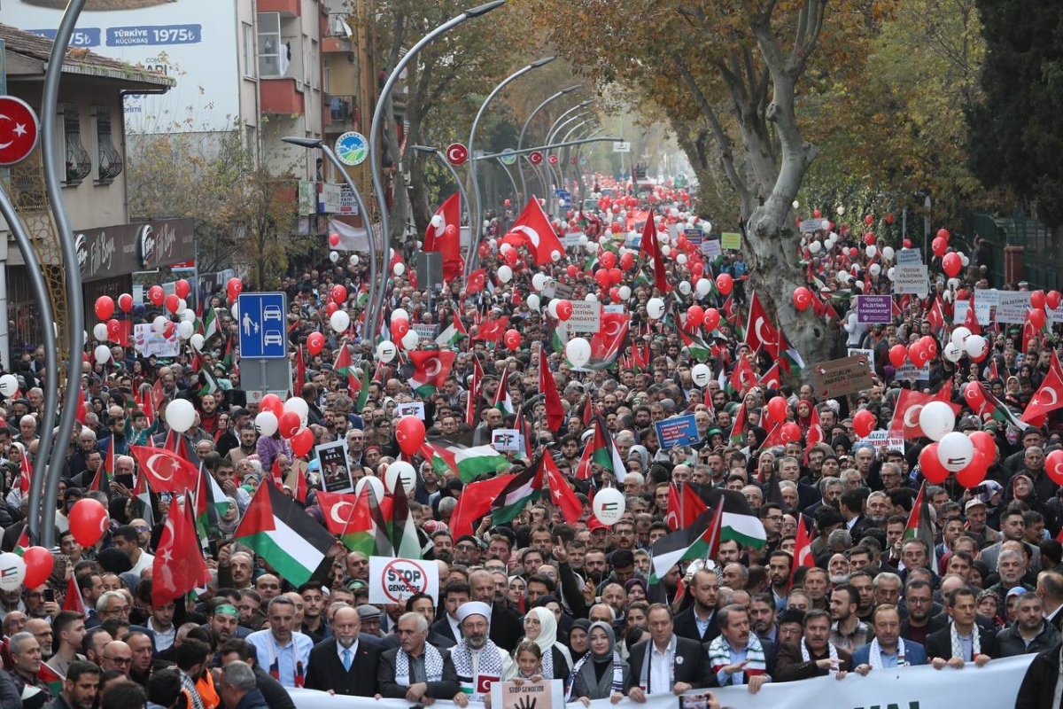 Sakarya'dan 'Filistin'e Özgürlük' yürüyüşüne Büyük Destek ( İŞTE O ANLARA AİT FOTOĞRAFLAR )